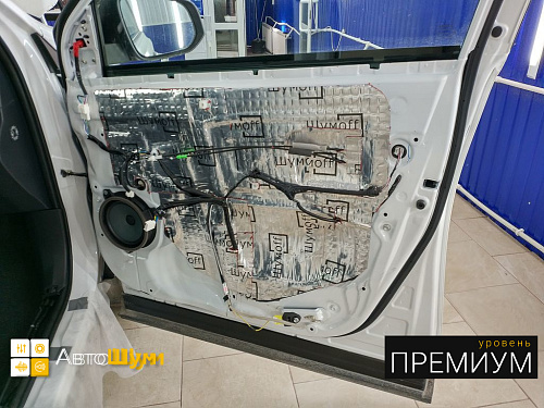 Виброизоляция дверей Тойоты Ра4 Ха40