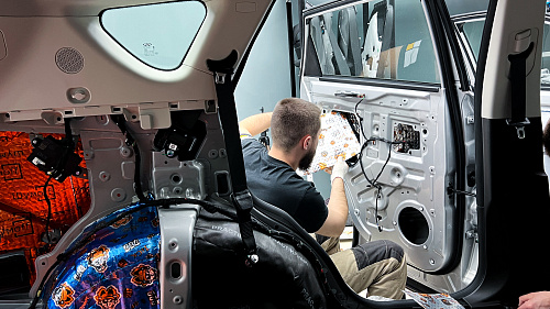 Виброизоляция дверей Джетур X70 Плюс