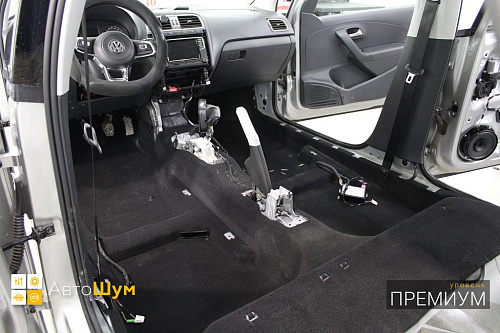 Чистый ковёр Фольксваген Поло MK5