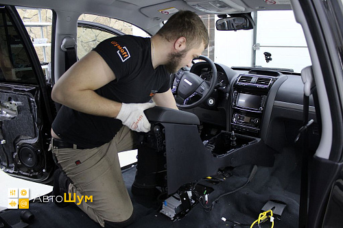 Разбираем салон Хавал Х5