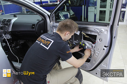 Клеим Шумофф Комфорт 6 Тойота Королла E150