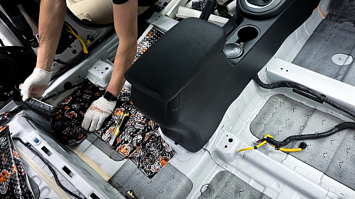 Виброизоляция пола Киа К3