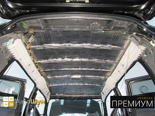 Виброизоляция крыши Тойоты ББ.
