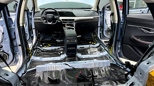 Шумоизоляция пола Чанган Юни-Т