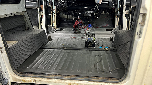 Шумоизоляция багажника УАЗ Хантер