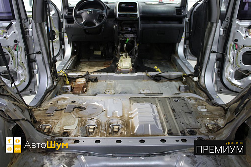 Штатная шумоизоляция пола Хонда СР-В 2