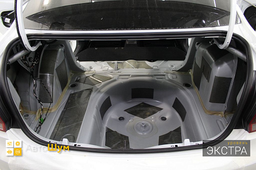 Штатная шумоизоляция багажника Фольксваген Поло MK5