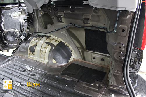 Штатная шумоизоляция арок Хавал Х5