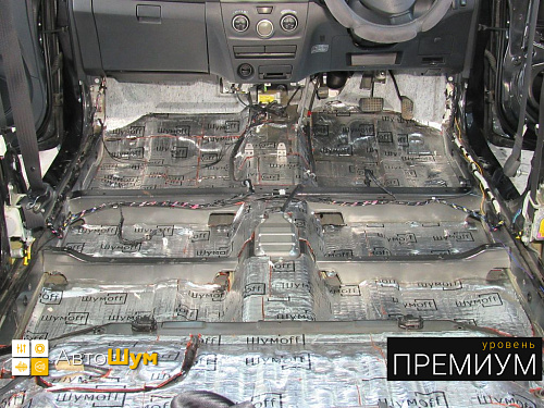 Виброизоляция пола Тойоты ББ.